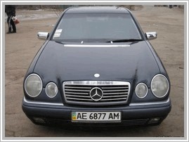 Mercedes E 200 K S211