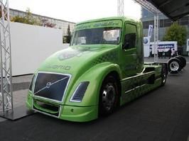  Volvo Truck   